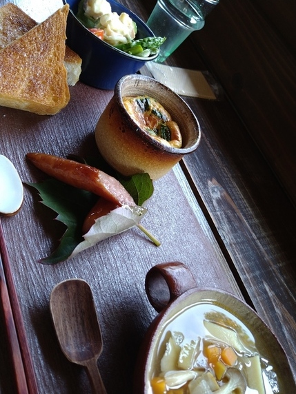 平生町　8cafeサムネイル