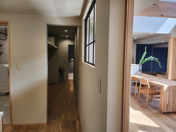 平屋ならではの動線。サムネイル